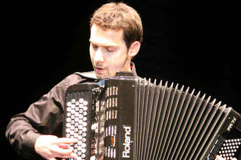 Alexey Chernomodordikov (Russia) CIA Contestant being sponsored by Roland