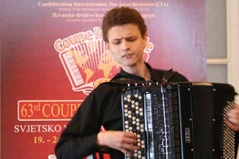 Dmitriiv Yarkinov (Russia)