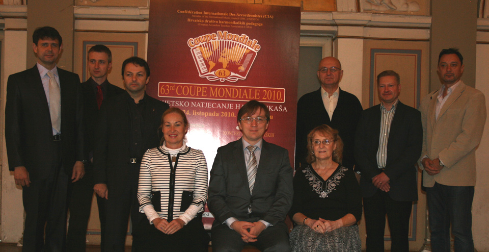 Zoran Rakic (Bosnia), Franco Bozac (Croatia), Mirco Patarini (Italy), Heather Masefield (New Zealand), President of the Jury: Alexandar Selivanov, 