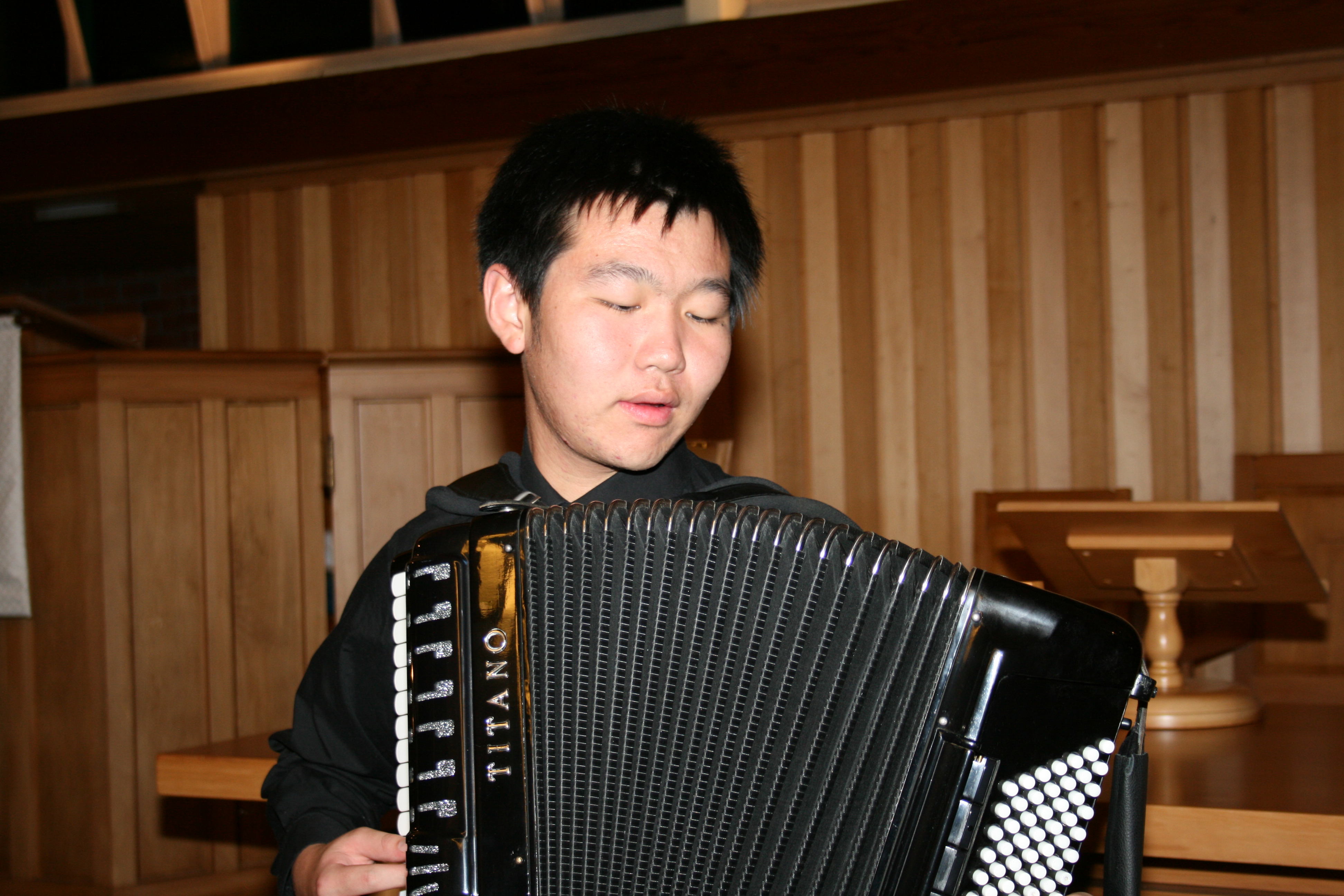 Press Releases, Xu CV and photos, New Zealand contestant, Coupe